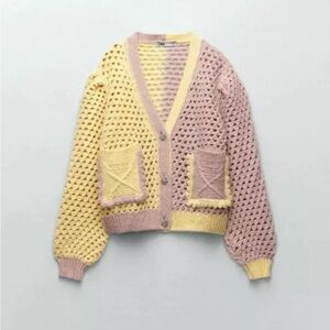 EUC ZARA WOMEN CHUNKY KNIT YELLOW PINK RHINESTONE BUTTON CARDIGAN SWEATER